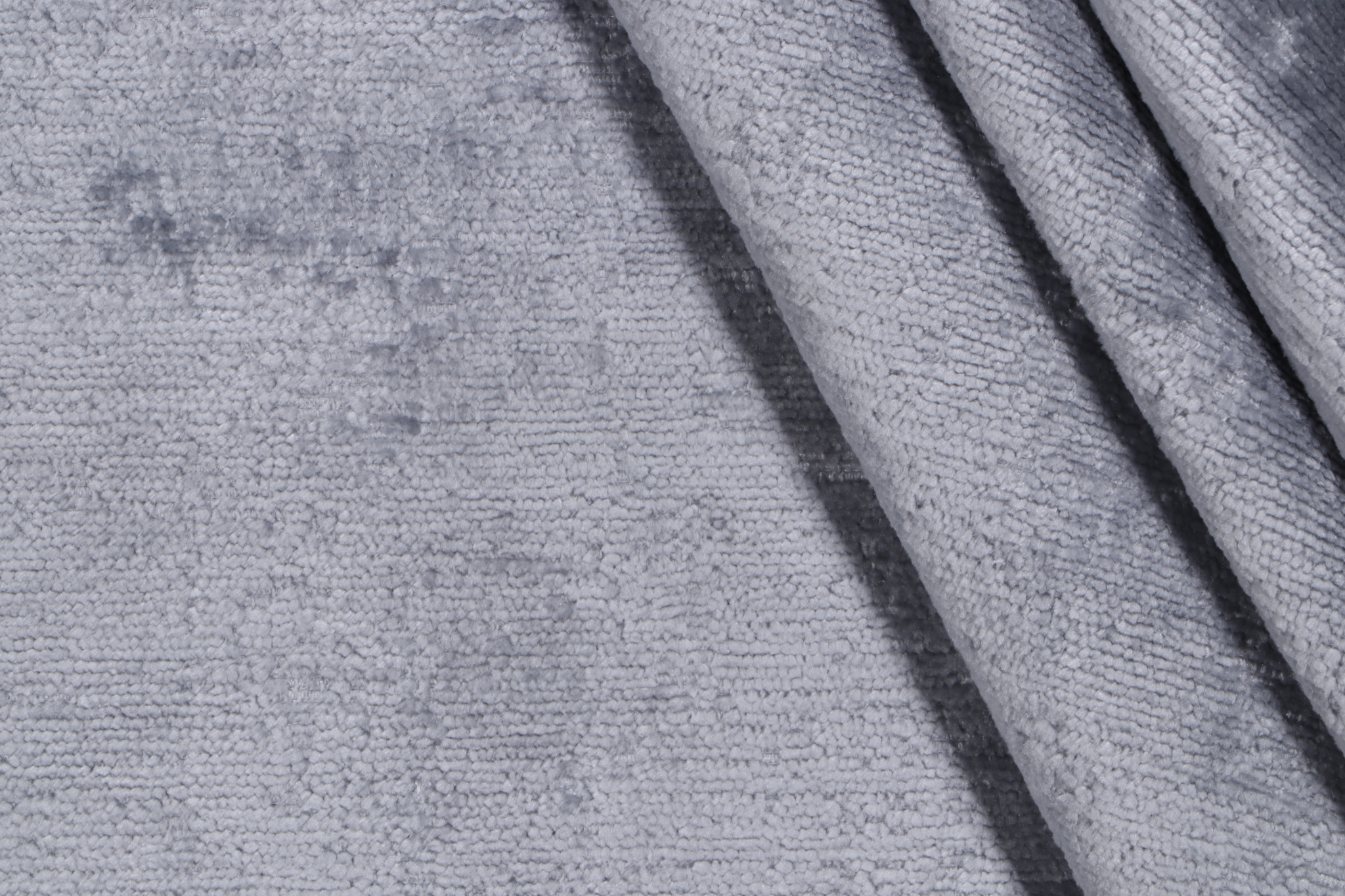 .75 Yards Luxe Woven Chenille Upholstery Fabric in Flint
